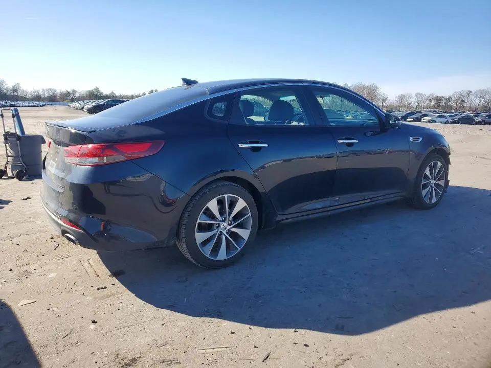 2018 KIA OPTIMA S  