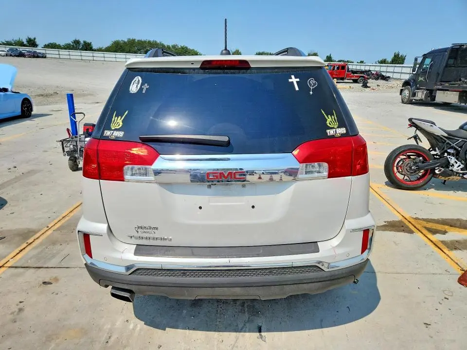 2016 GMC TERRAIN SLT  