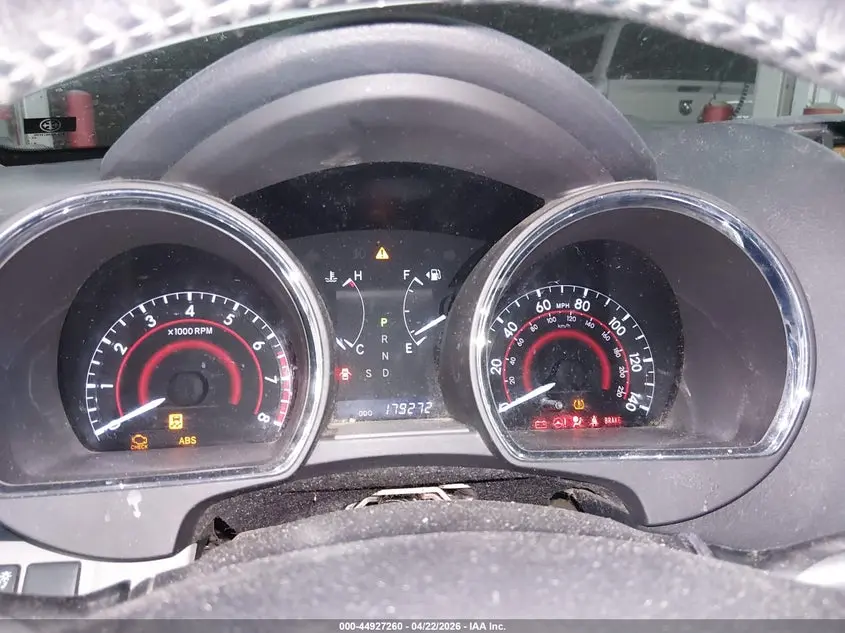 2010 TOYOTA HIGHLANDER SE V6