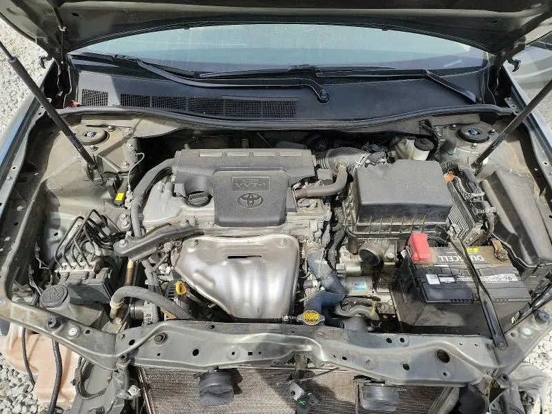 2012 TOYOTA CAMRY XLE  