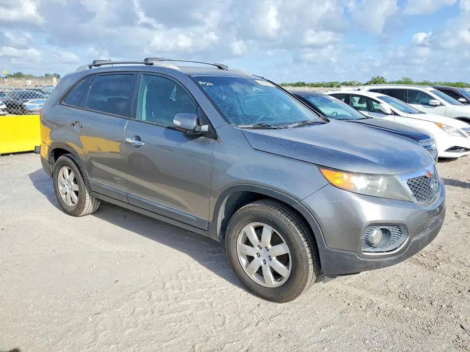 2012 KIA SORENTO LX  
