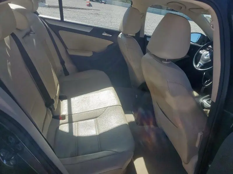 2013 VOLKSWAGEN JETTA HYBRID  