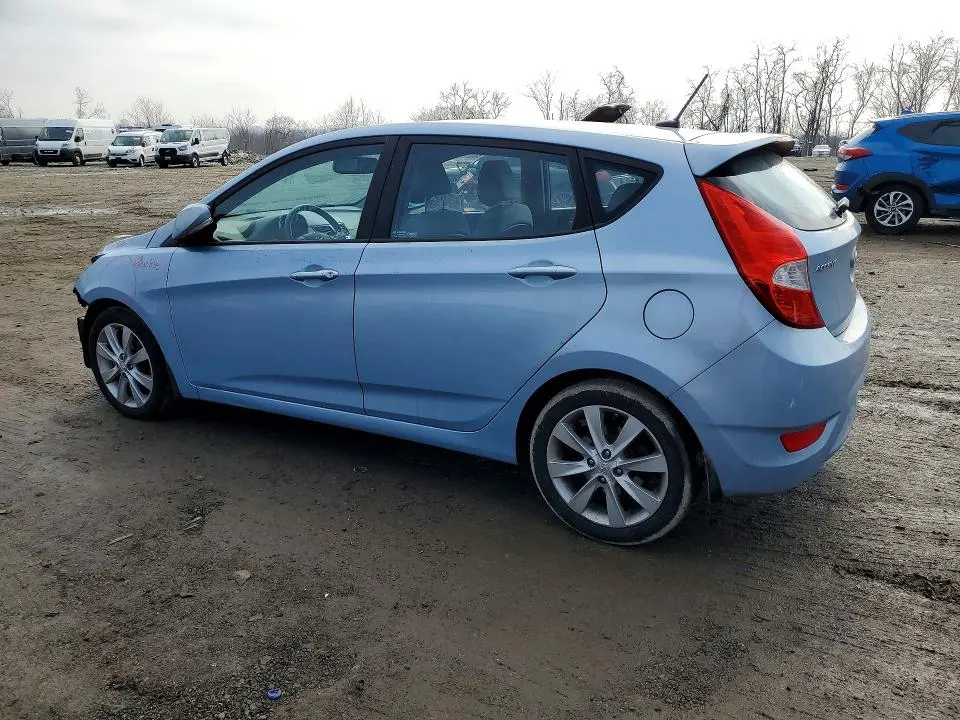 2013 HYUNDAI ACCENT   