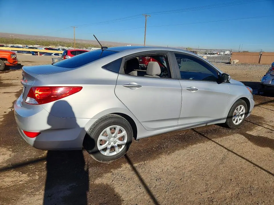 2014 HYUNDAI ACCENT GLS  