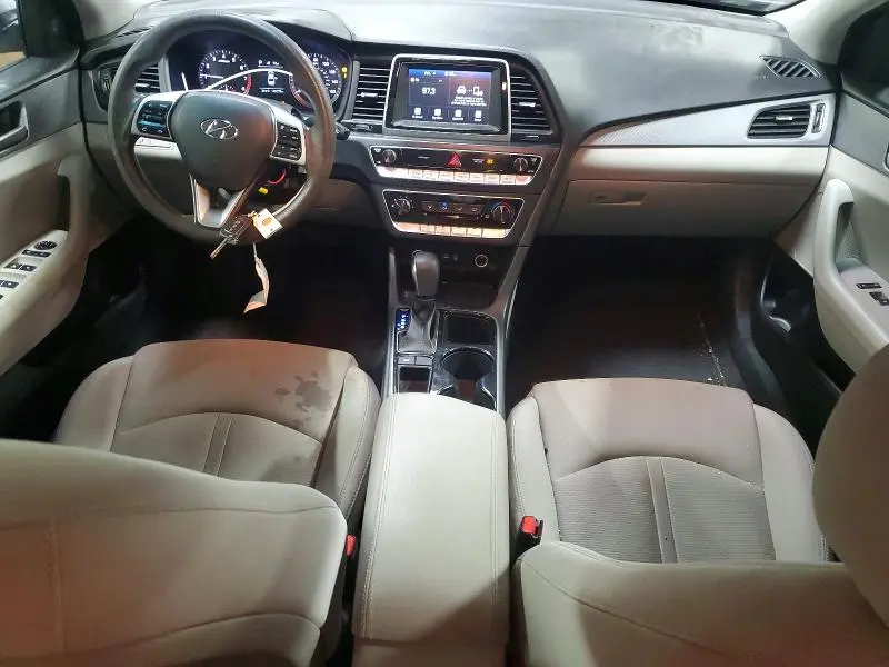 2019 HYUNDAI SONATA SE  