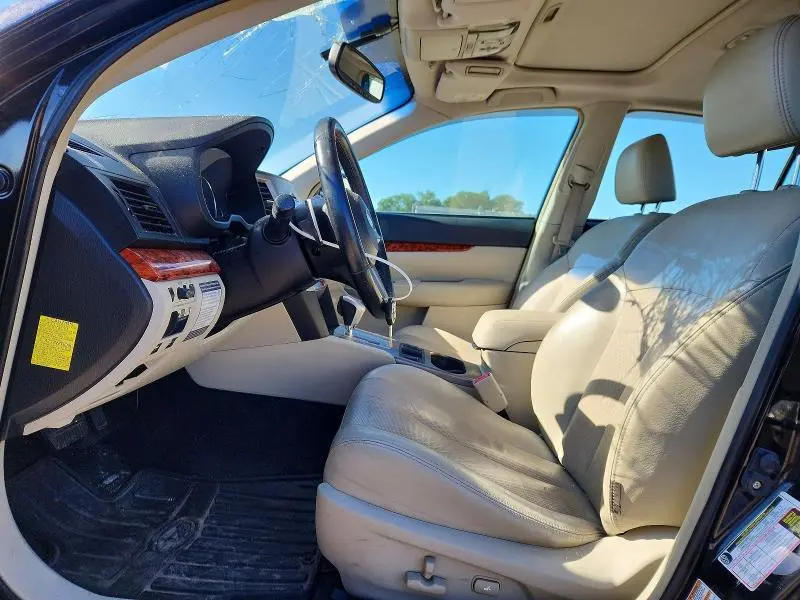 2011 SUBARU LEGACY 2.5I LIMITED  