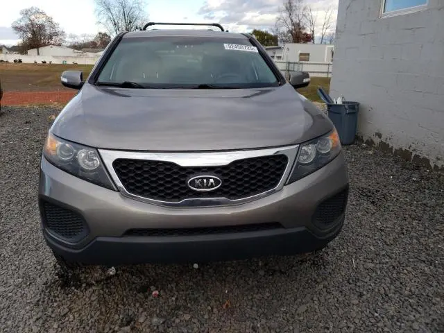 2013 KIA SORENTO LX  