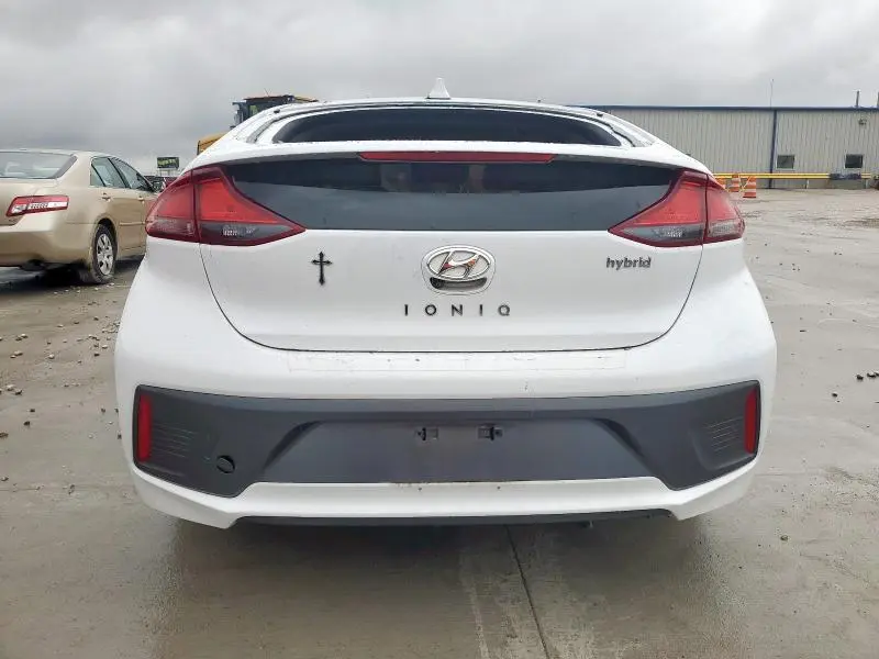 2020 HYUNDAI IONIQ SE  