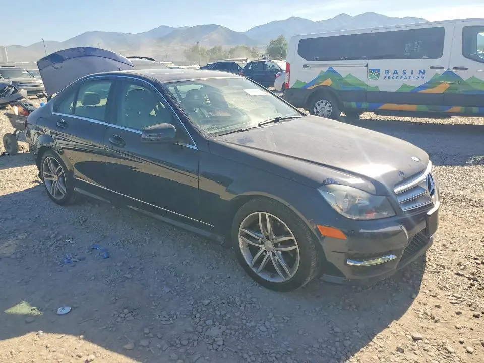 2013 MERCEDES-BENZ C 250  