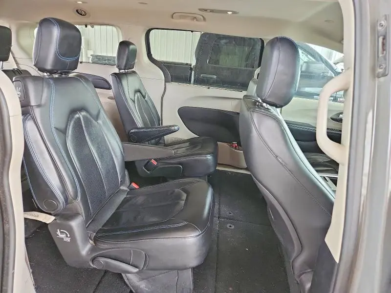 2021 CHRYSLER PACIFICA TOURING L  
