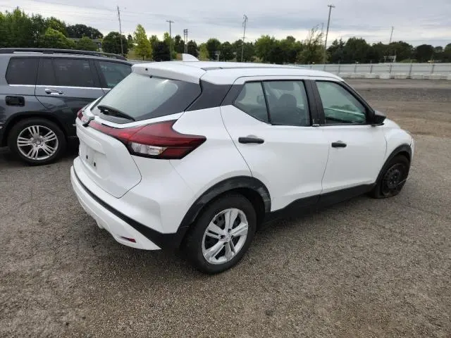 2024 NISSAN KICKS S