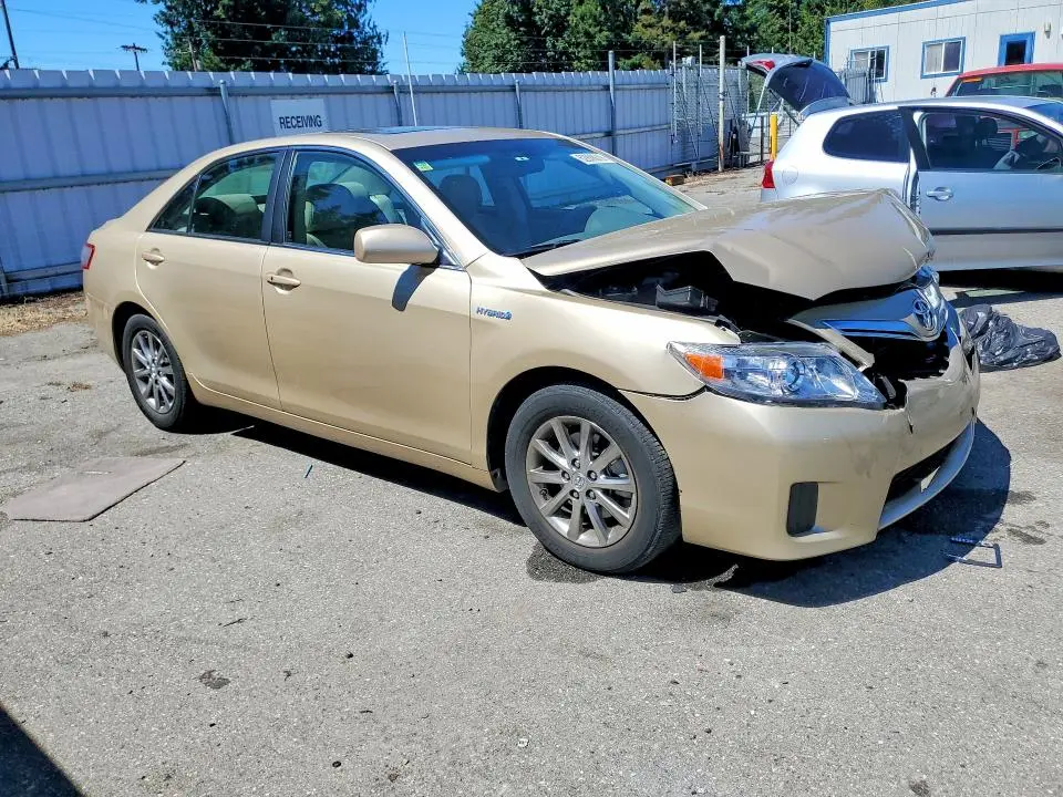 2011 TOYOTA CAMRY HYBRID  