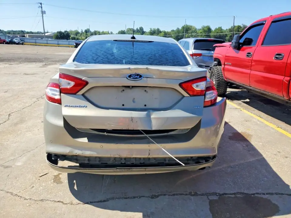 2015 FORD FUSION SE  