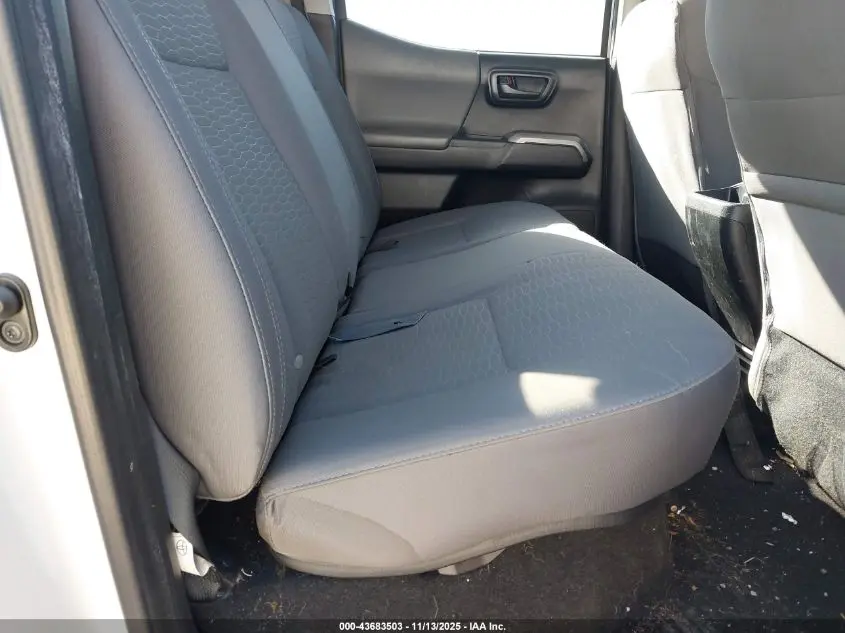 2017 TOYOTA TACOMA SR5