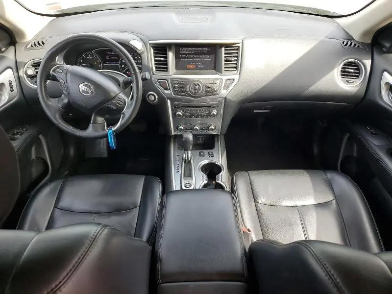 2019 NISSAN PATHFINDER SL  
