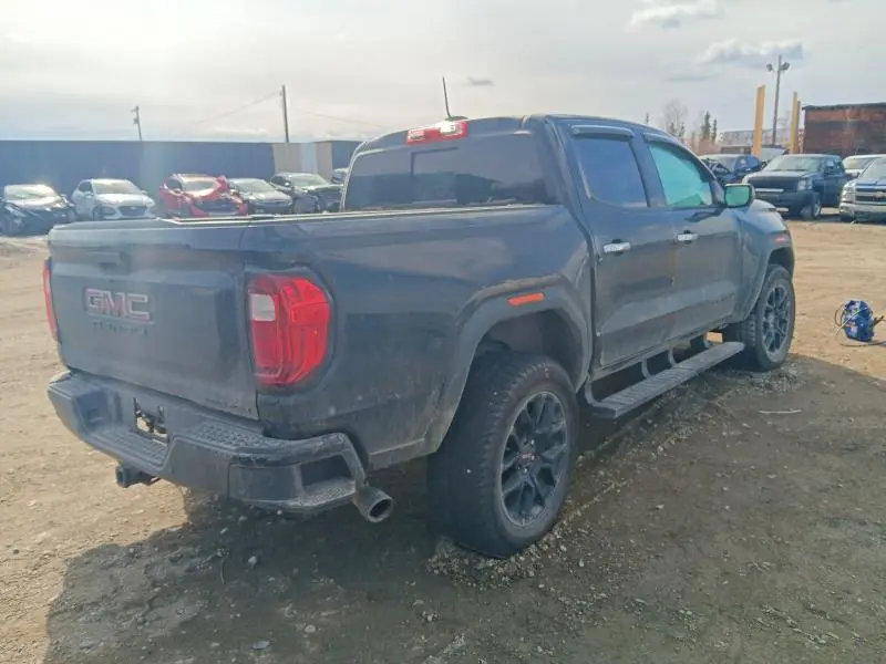 2024 GMC CANYON DENALI  