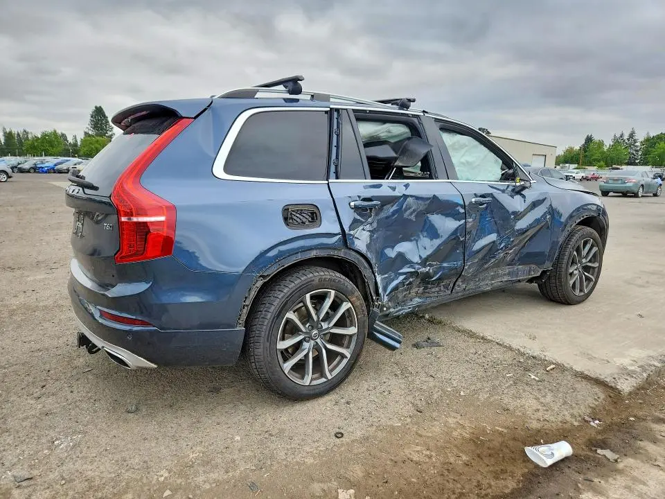 2019 VOLVO XC90 T6 MOMENTUM  