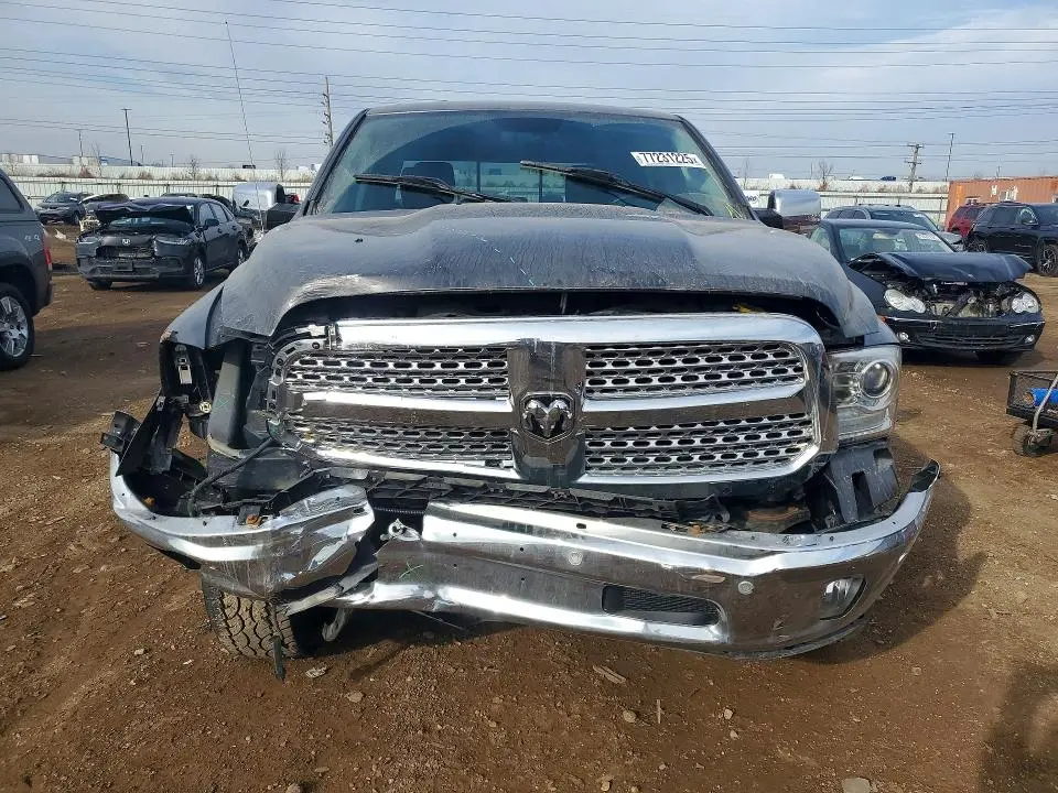2016 RAM 1500 LARAMIE  