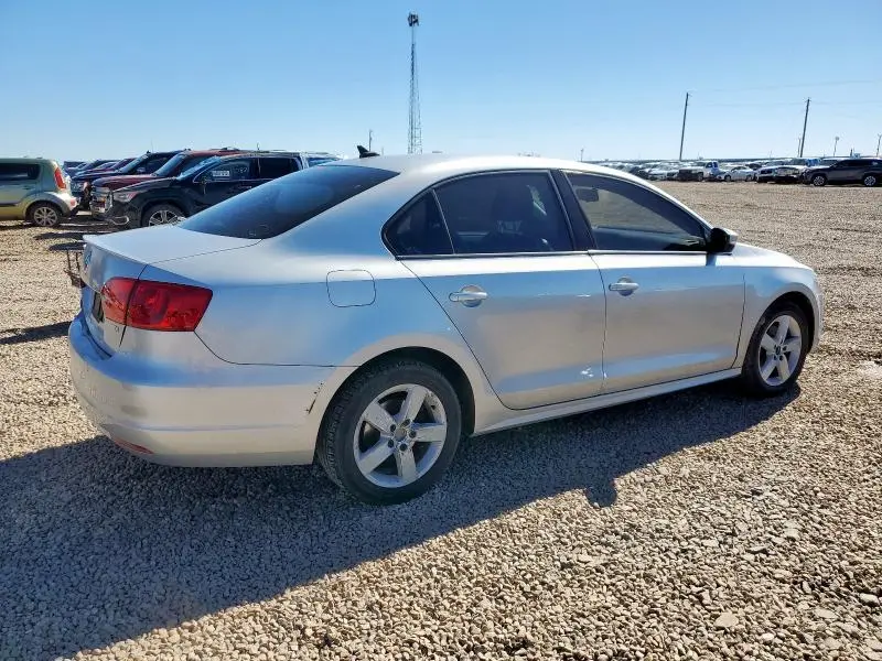 2012 VOLKSWAGEN JETTA TDI  