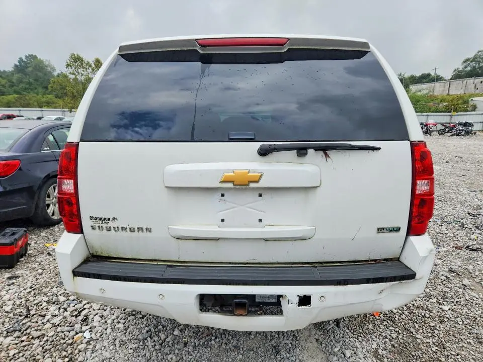 2012 CHEVROLET SUBURBAN K1500 LT  