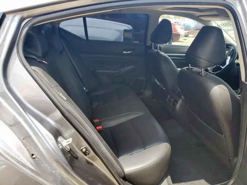 2019 NISSAN ALTIMA SL  