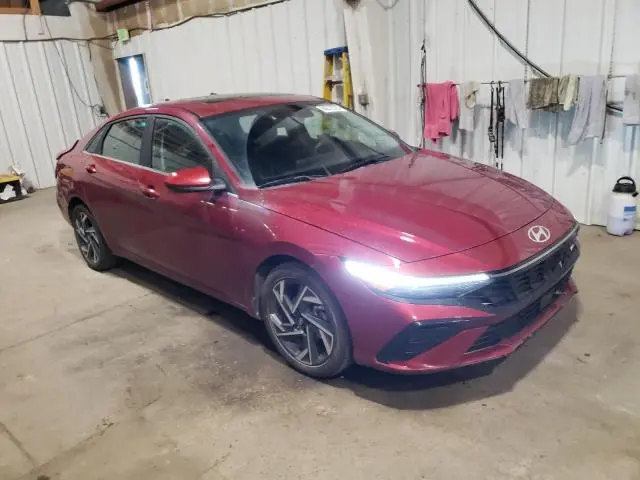 2024 HYUNDAI ELANTRA SEL  
