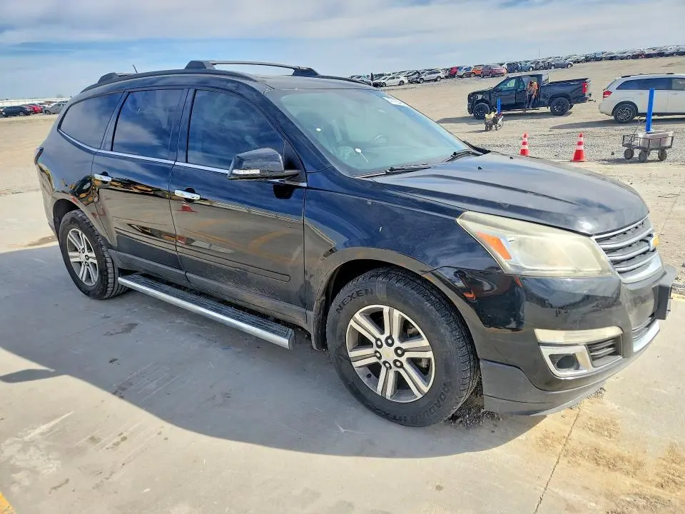 2016 CHEVROLET TRAVERSE LT  