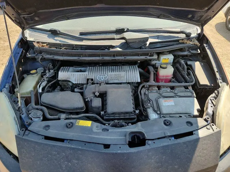 2011 TOYOTA PRIUS THREE  