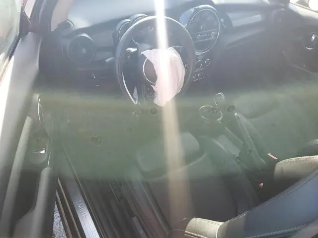 2015 MINI COOPER 
