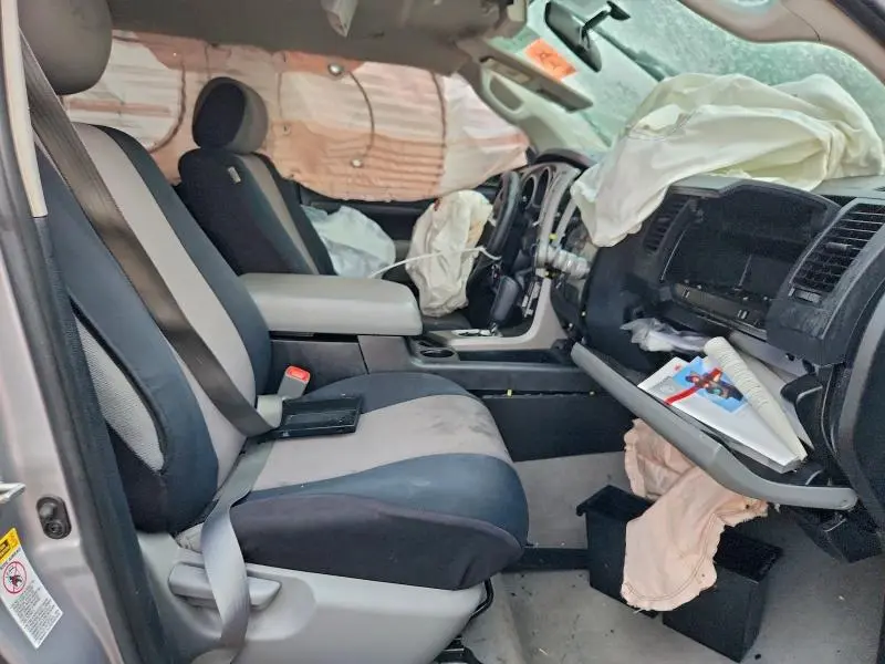 2010 TOYOTA TUNDRA CREWMAX SR5  