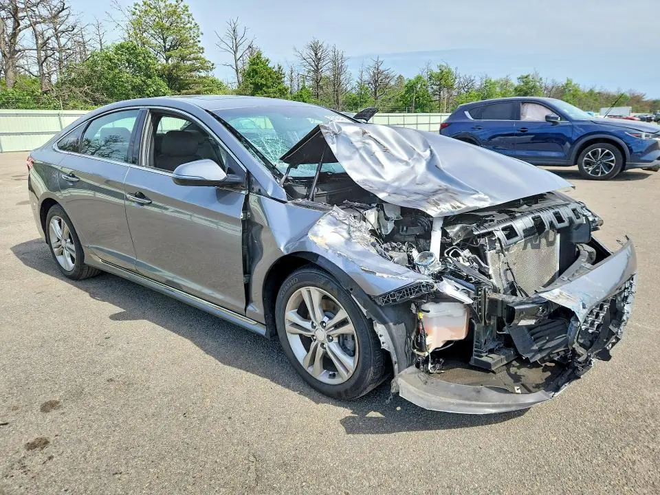 2018 HYUNDAI SONATA SPORT  