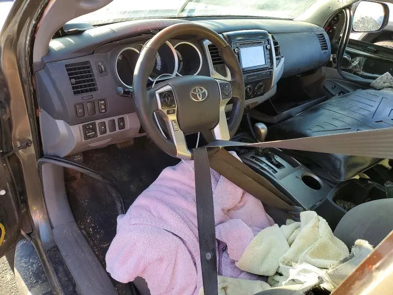 2015 TOYOTA TACOMA V6  