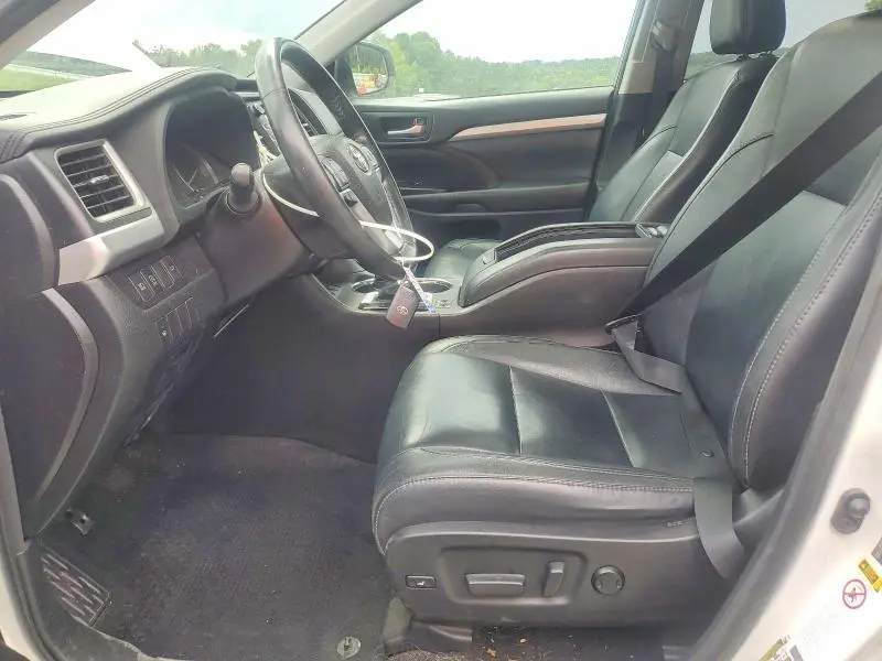 2018 TOYOTA HIGHLANDER XLE  