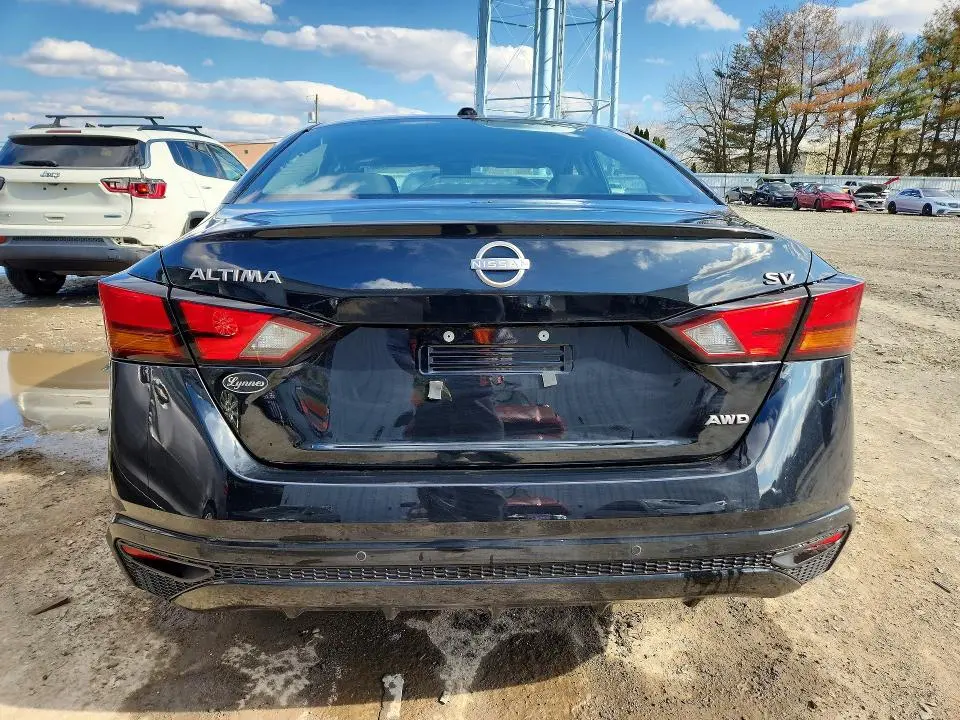 2024 NISSAN ALTIMA 2.5 SV  
