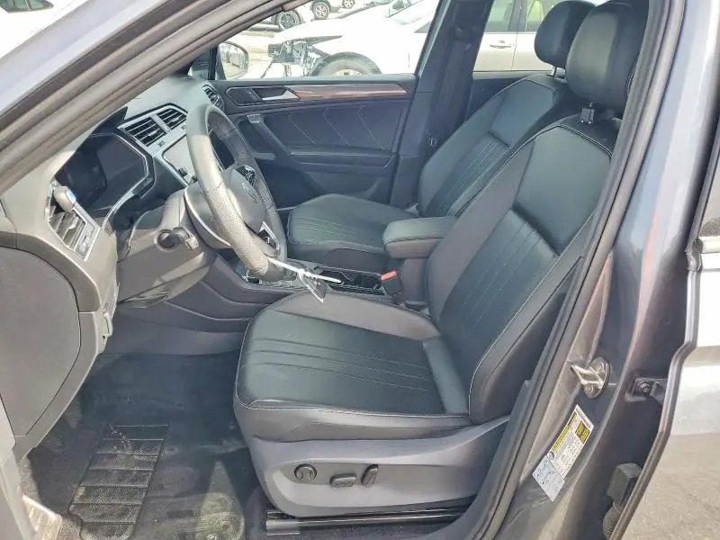 2022 VOLKSWAGEN TIGUAN SE R-LINE BLACK  