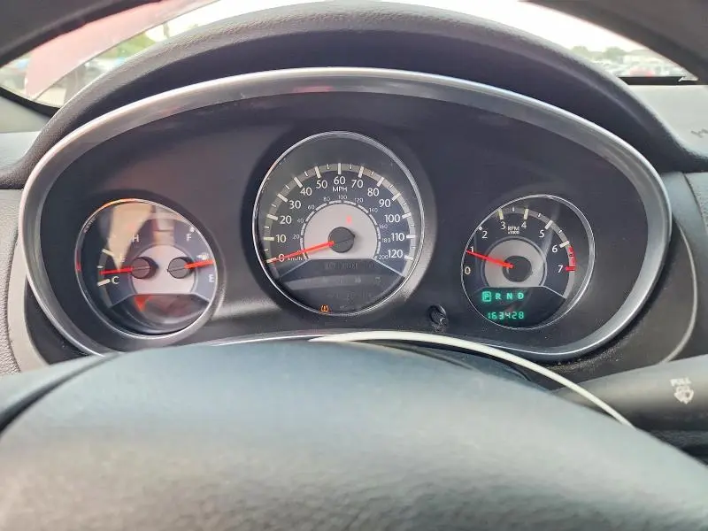 2013 CHRYSLER 200 LX  