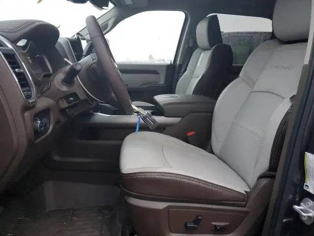 2025 RAM 3500 LARAMIE  