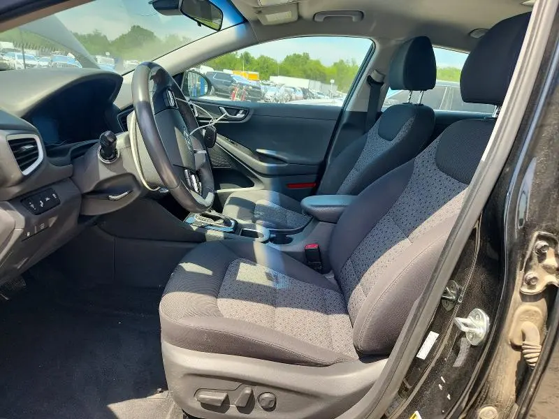 2017 HYUNDAI IONIQ SEL  