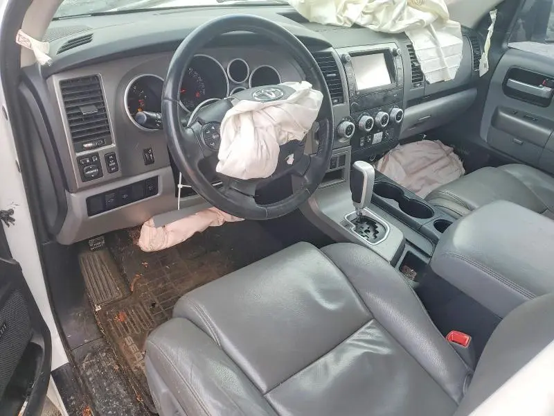 2013 TOYOTA SEQUOIA LIMITED  