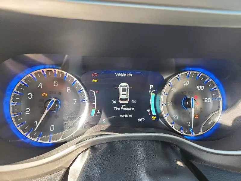 2021 CHRYSLER PACIFICA TOURING  