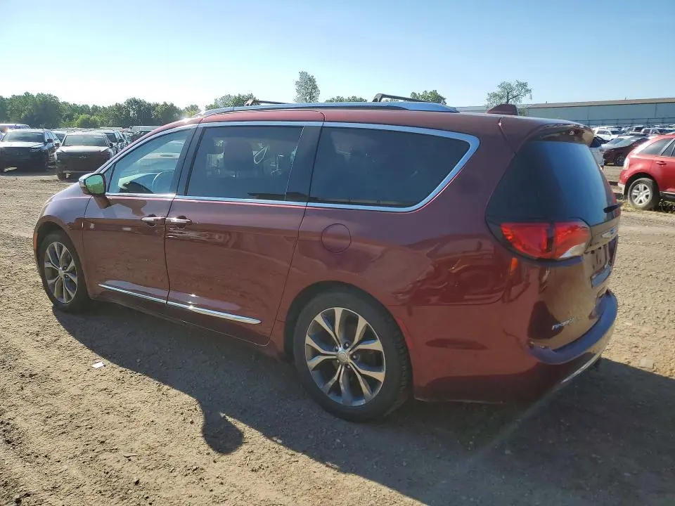 2017 CHRYSLER PACIFICA LIMITED  