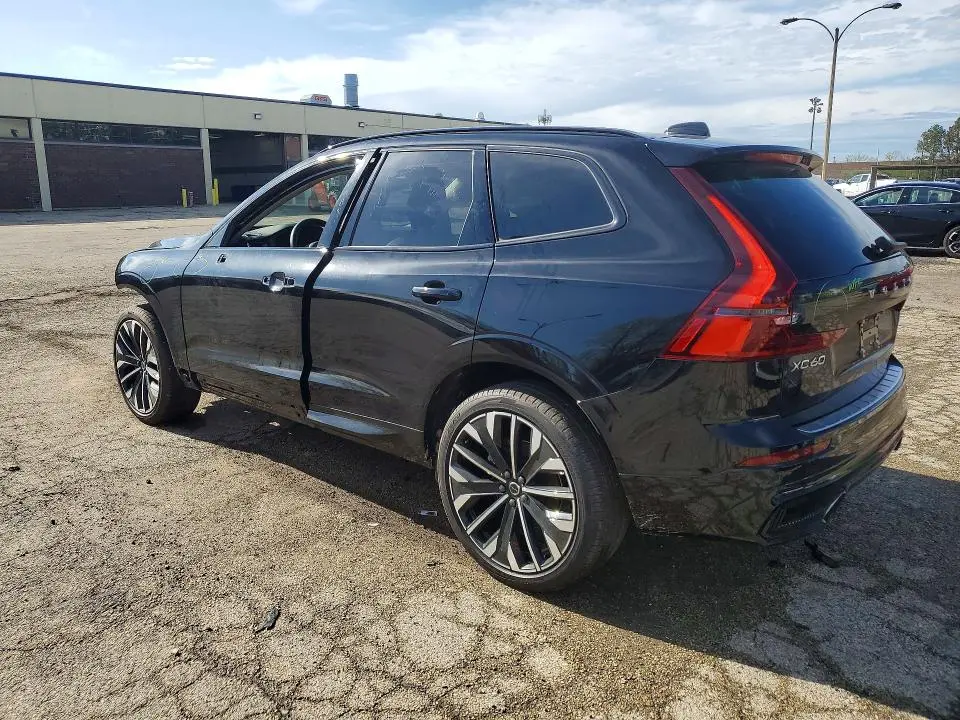 2026 VOLVO XC60 ULTRA  