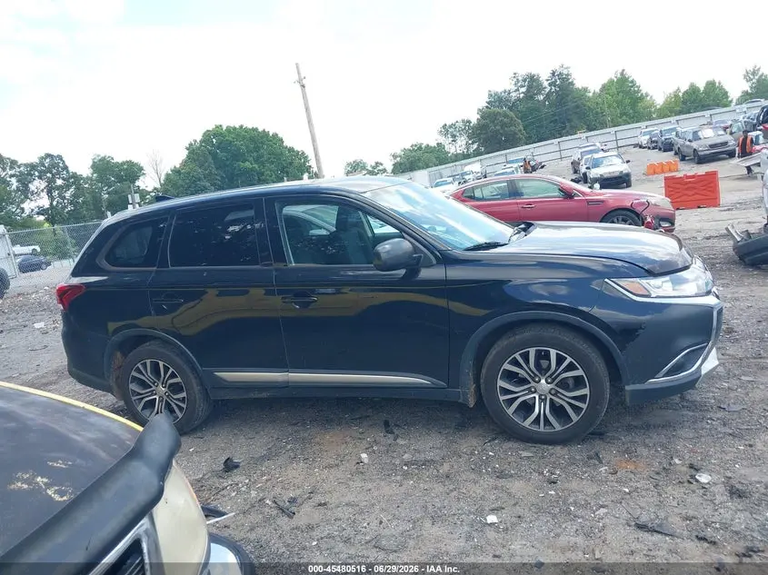 2017 MITSUBISHI OUTLANDER ES