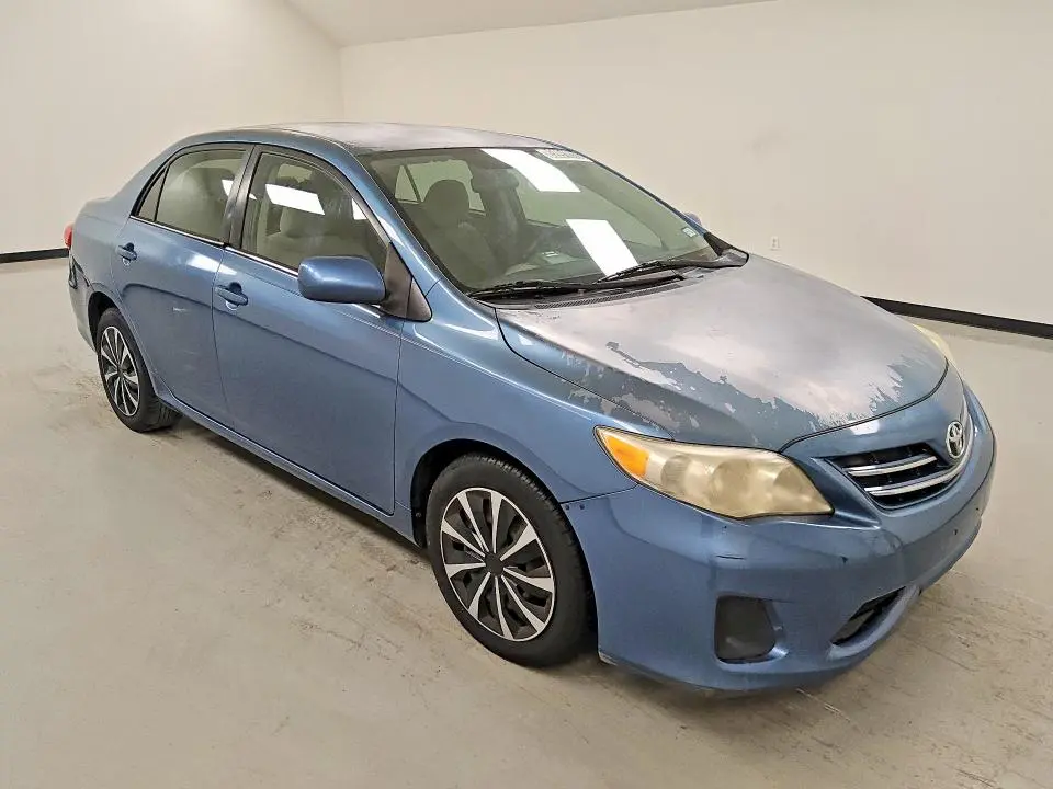 2013 TOYOTA COROLLA LE  