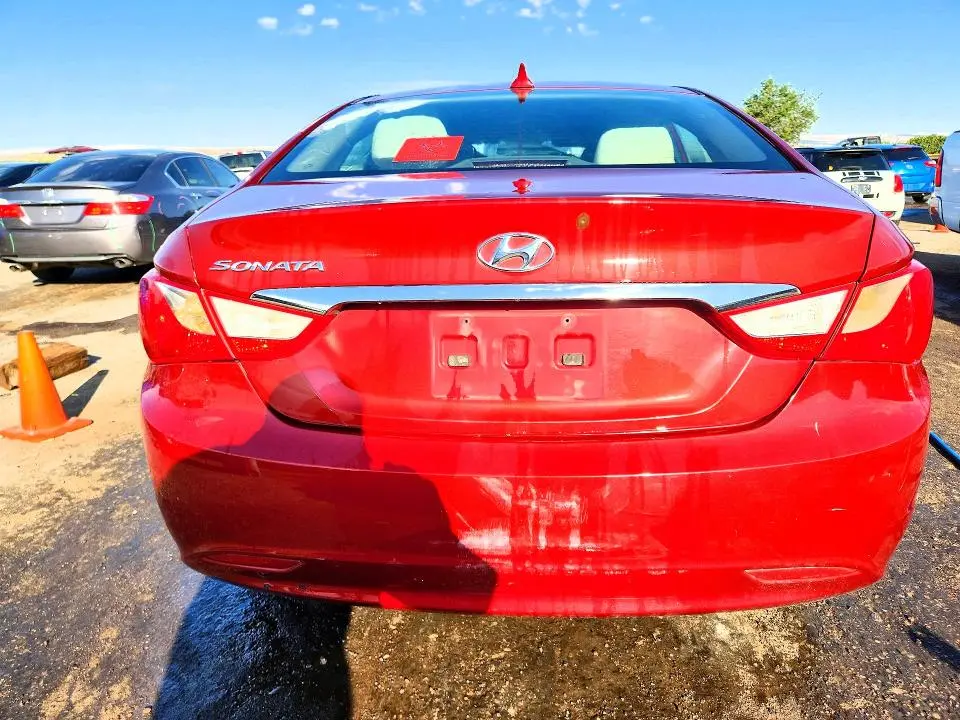 2011 HYUNDAI SONATA GLS  