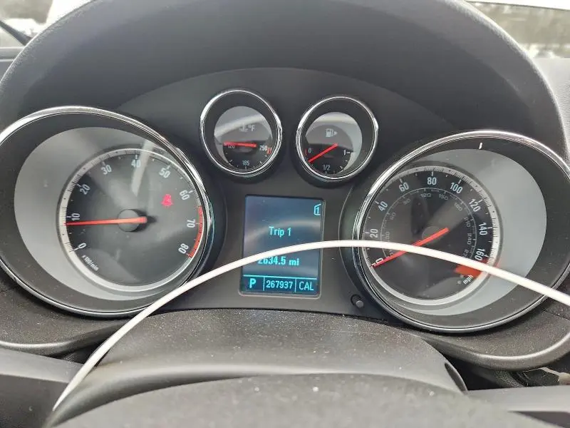 2011 BUICK REGAL CXL  