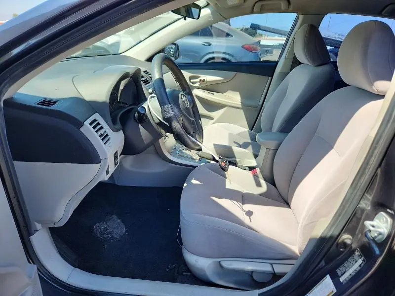 2011 TOYOTA COROLLA LE  