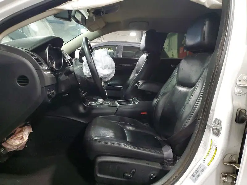 2017 CHRYSLER 300 LIMITED  