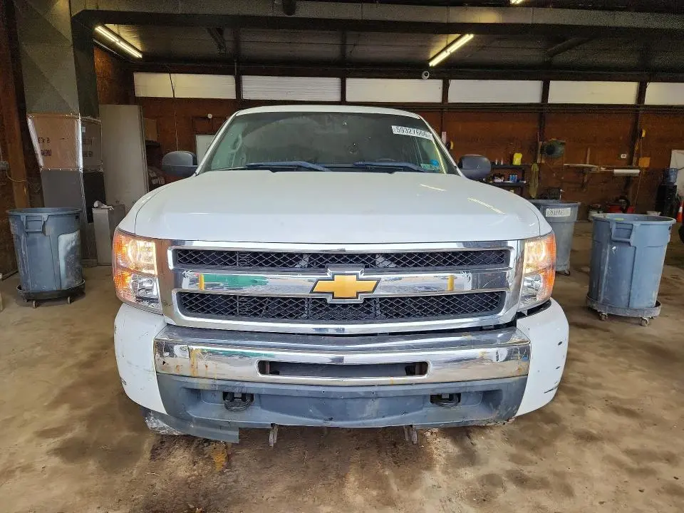 2011 CHEVROLET SILVERADO K1500 LT  