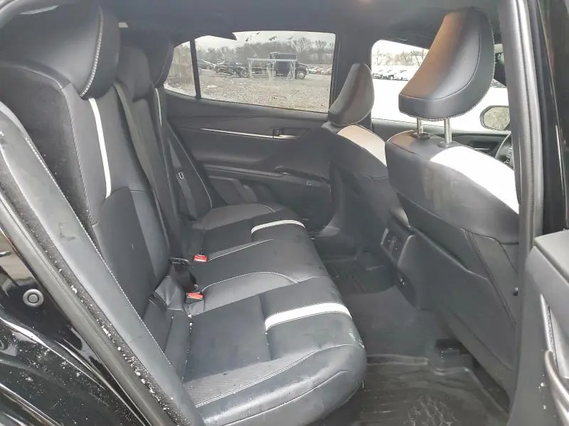 2025 TOYOTA CAMRY XSE  